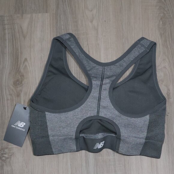 NWT New Balance Seamless Racerback Sports Bra – Gray – XL  MSRP $35  Brand - Picture 2 of 3